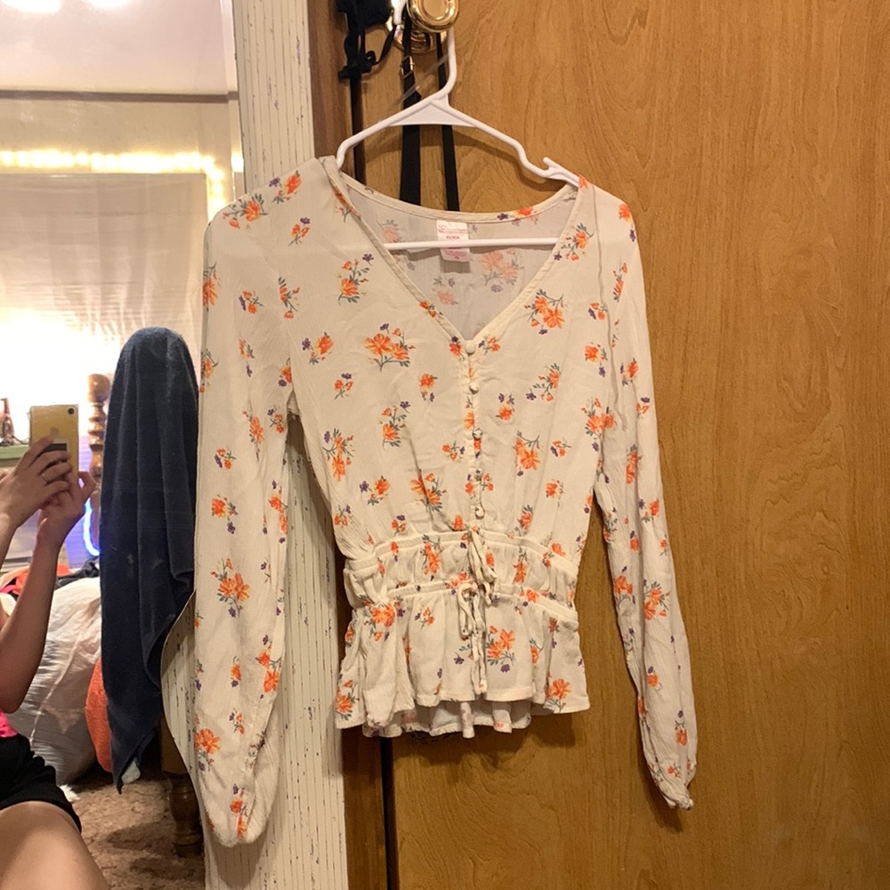 Slim, slight off the shoulder top